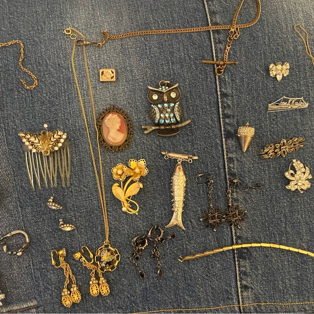 Mixed Lot Costume Jewelry